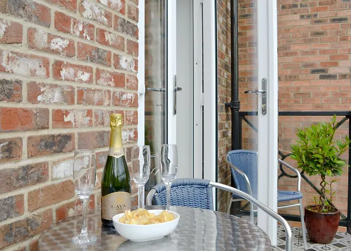 Holiday home Baille Hill House